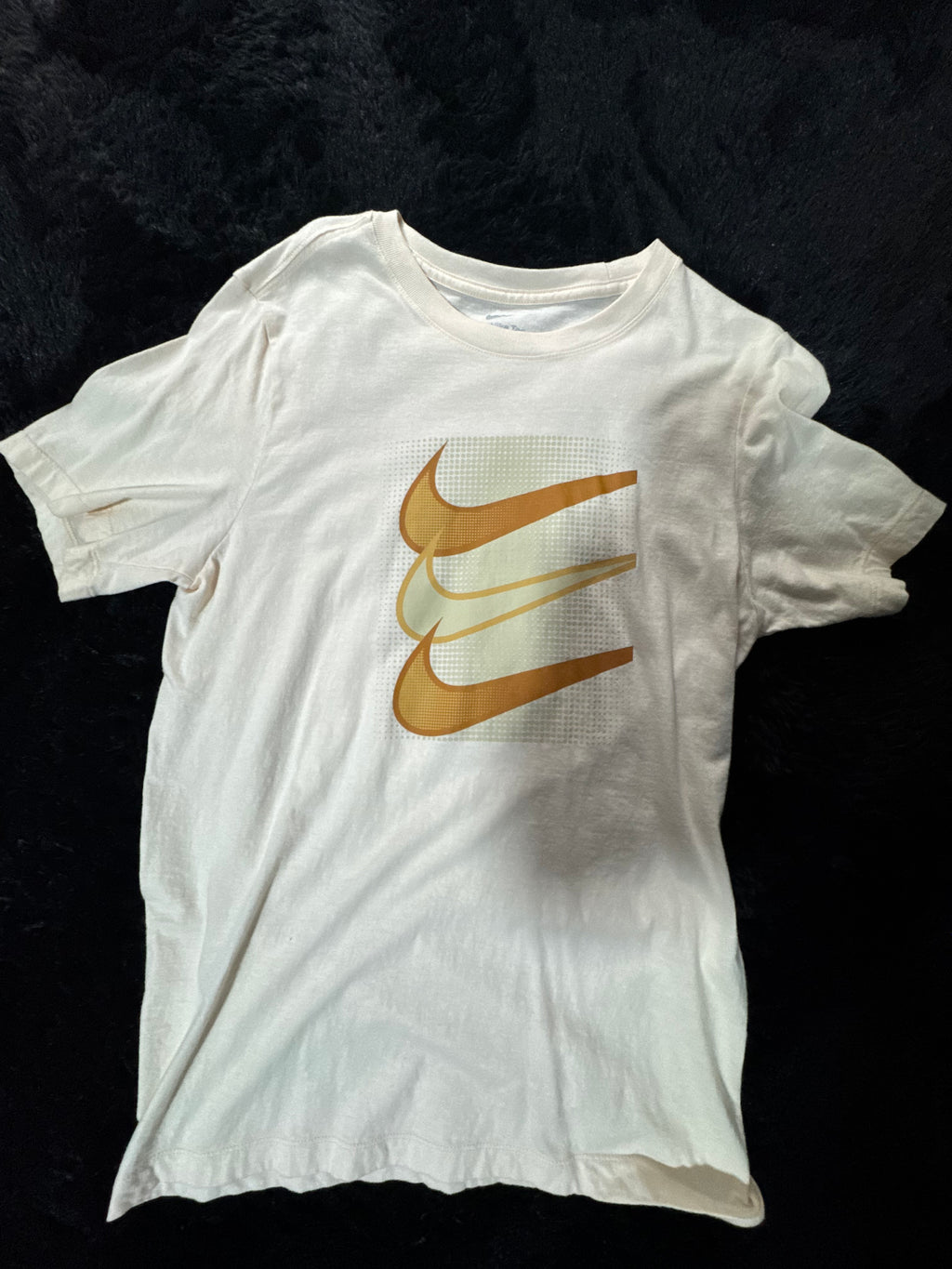 Nike tee