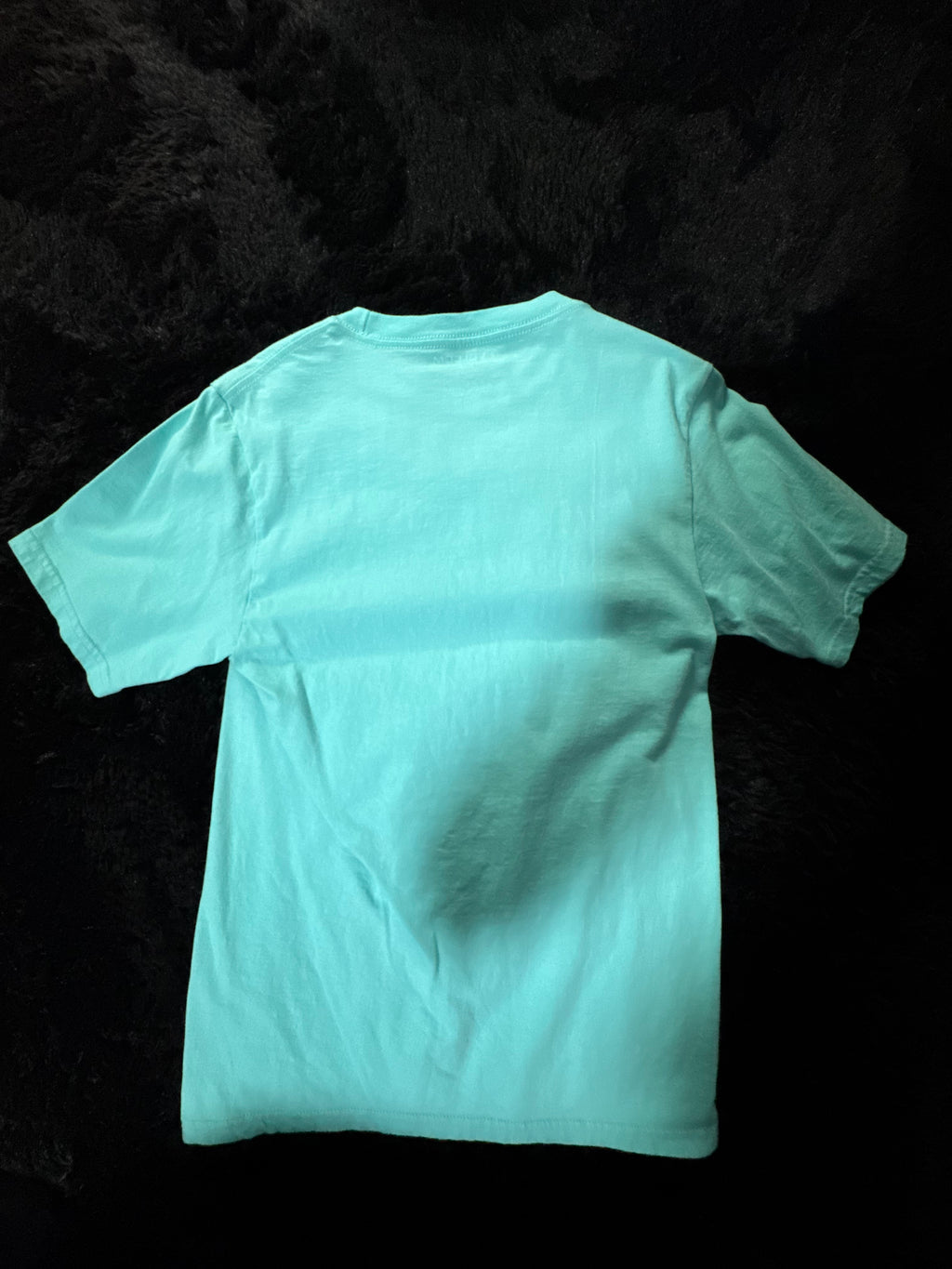 Tee shirt with design